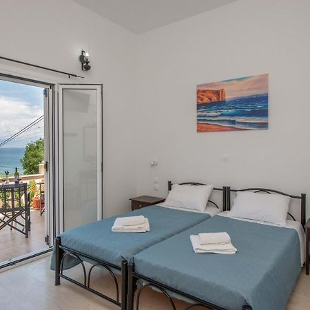Astrakeri Lena'S Apartments מראה חיצוני תמונה