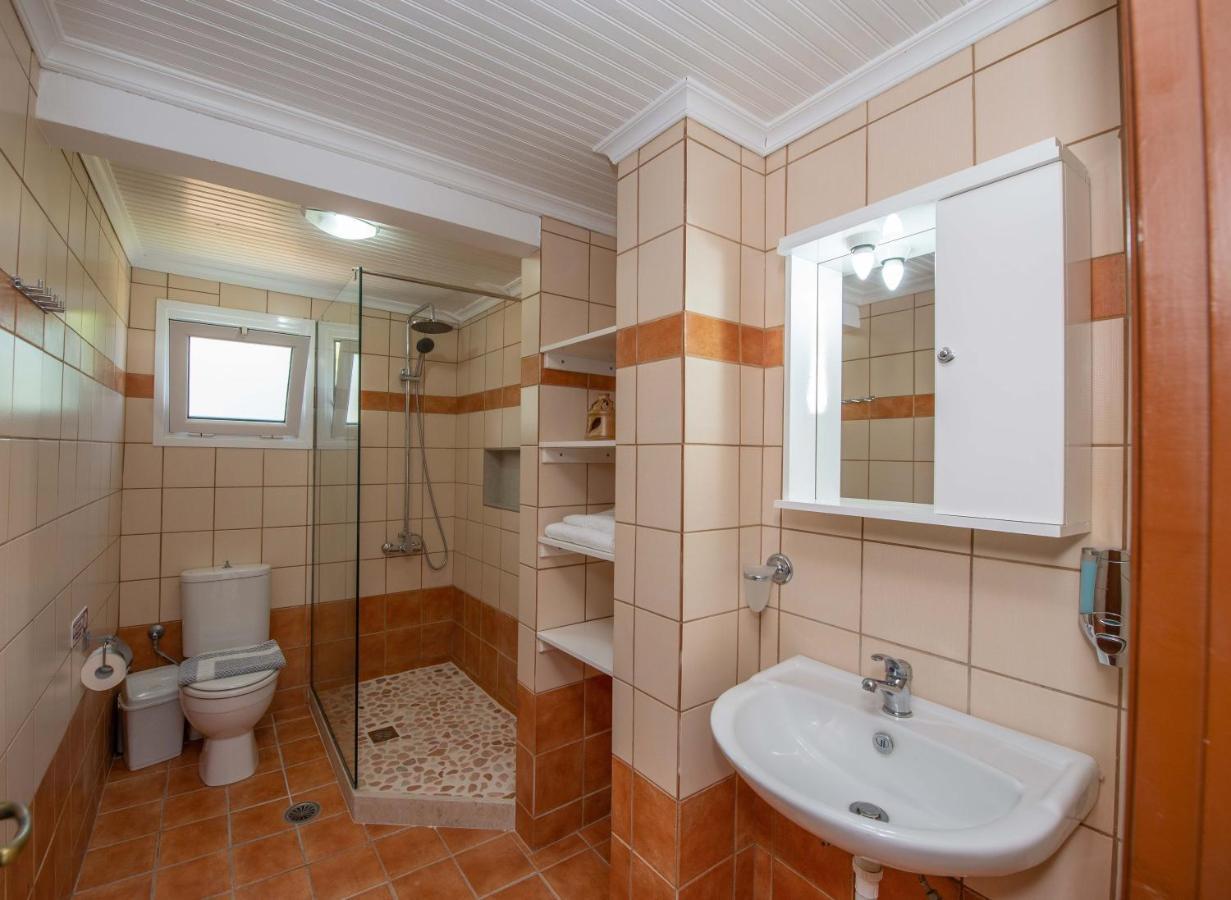 Astrakeri Lena'S Apartments מראה חיצוני תמונה