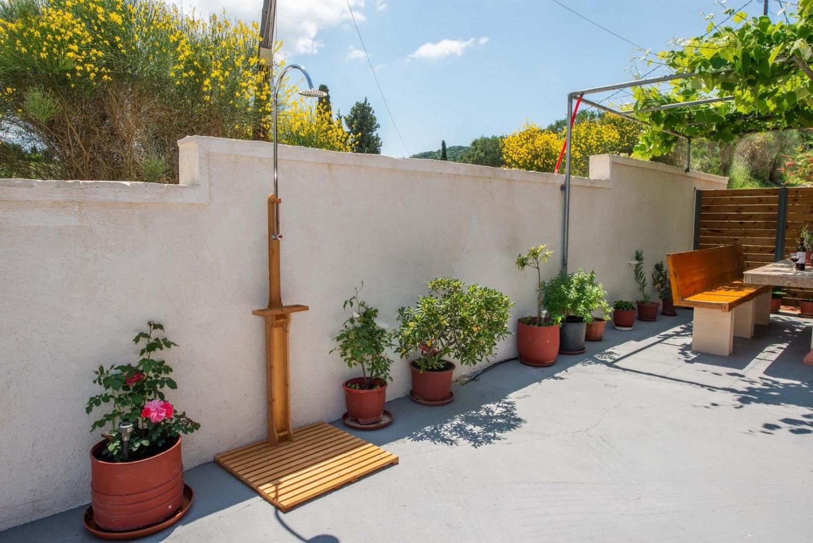 Astrakeri Lena'S Apartments מראה חיצוני תמונה